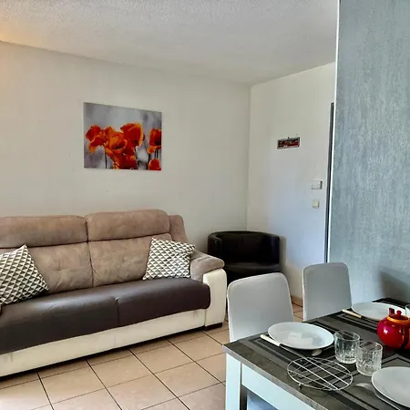 Lejlighed Beautiful 2-room